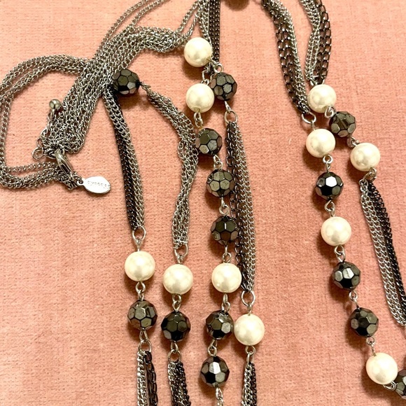 Express Pearl and Black Bead Double Necklace - Picture 2 of 2